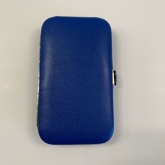 Travel Groom Set- Navy Blue Faux Leather Shell Case - NWT - Picture 3 of 8